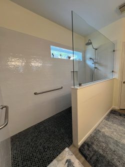 ADA zero-entry shower